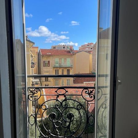 Menton Studio Face Au Jardin Bioves Fetes Des Citrons 3Min De La Mer Apartment Exterior foto