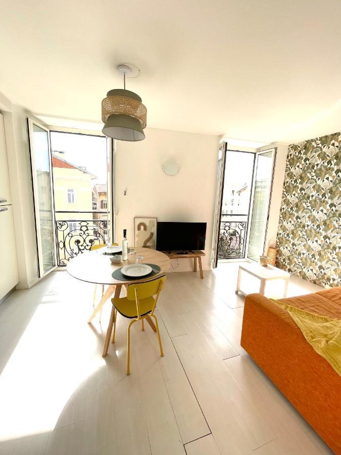 Menton Studio Face Au Jardin Bioves Fetes Des Citrons 3Min De La Mer Apartment Exterior foto